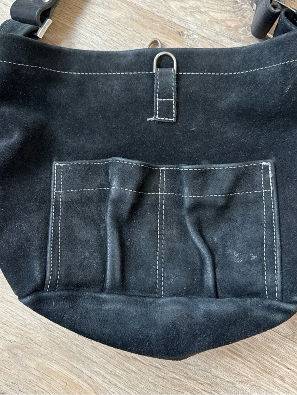 Vintage Tylie Malibu Black Suede Shoulder Bag with Studded Strap - Picture 4 of 8